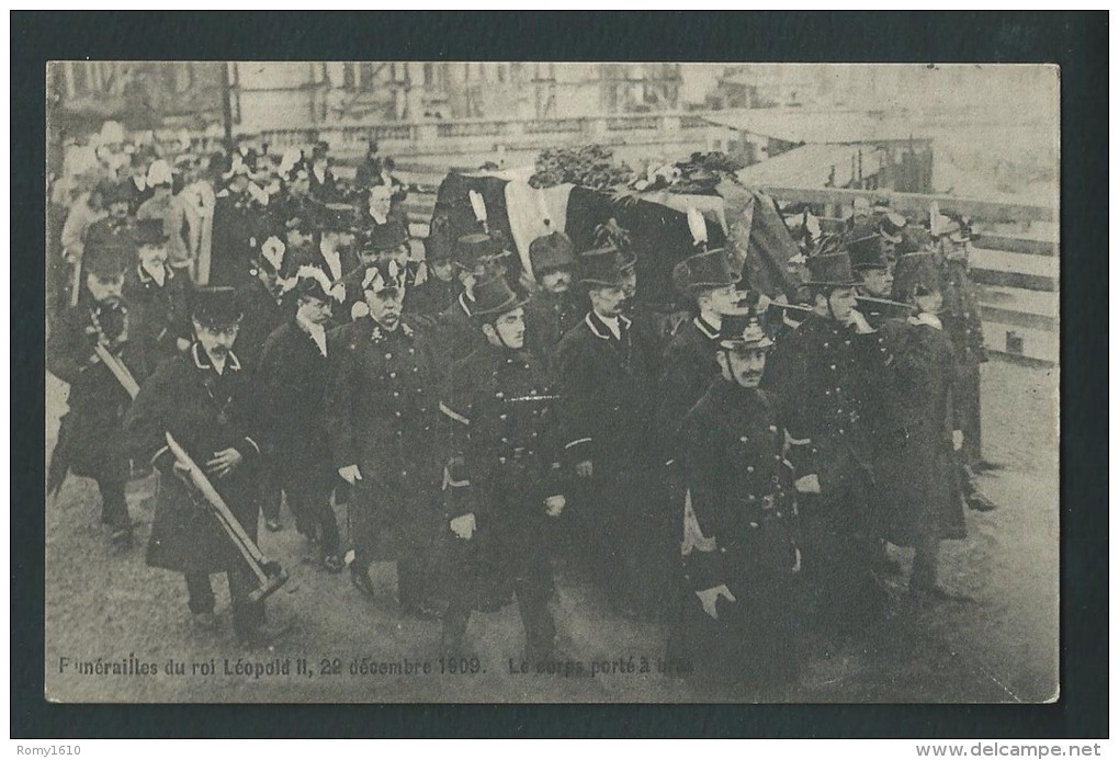 Funérailles Du Roi Léopold II. 22 /12/1909. Le Corp Porté à Bras. - Beerdigungen