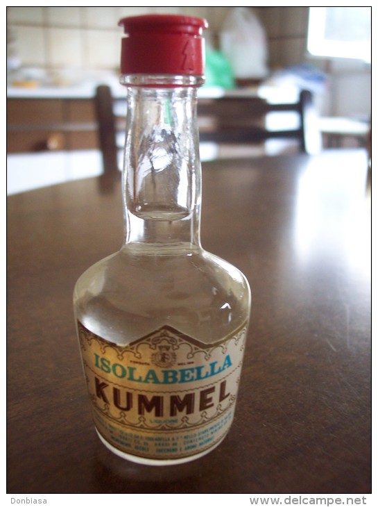 Kummel Isolabella: Bottiglia Mignon Tappo Plastica. Stab. Milano (liquore) - Spiritus