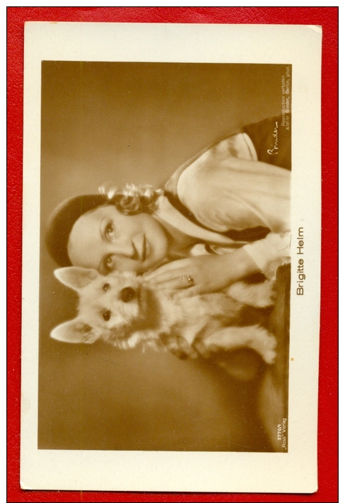 BRIGITTE HELM DOG SPITZ # 5770/1 VINTAGE PHOTO PC. W650 - Schauspieler