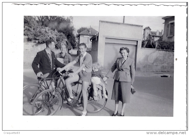 PHOTO -A VELO  EN FAMILLE   ANNEE 507 X9,5 - Cyclisme