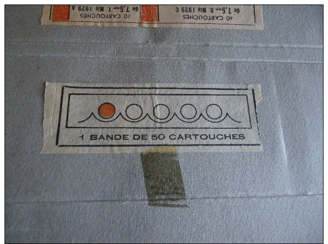 Emballage En Carton Pour Munitions Du Fusil Mitrailleur AA 52 Daté 1964. - Equipement
