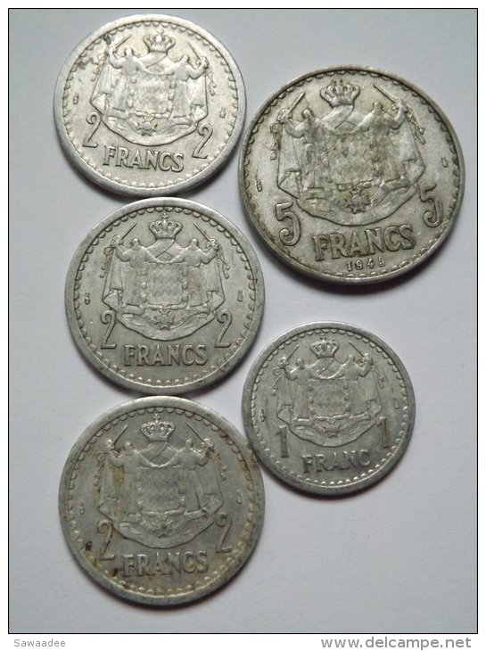 PIECE - MONACO - LOUIS II - LOT DE 5 PIECES - 5frs (1945) - 2 Frs (1943) X 3 - 1 Fr (1943) - ARMOIRIE - ALUMINIUM - 1922-1949 Louis II