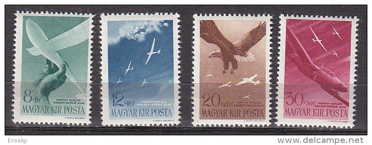 PGL BA0227 - HONGRIE AERIENNE Yv N°53/56 ** - Unused Stamps