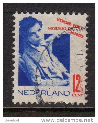 Q688.-.NETHERLAND /  HOLANDA  .-. 1931 .-. SCOTT # : B 53 - USED .-.  CV $ 21.00 . CHILD VICTIM OF MALNUTRITION - Used Stamps