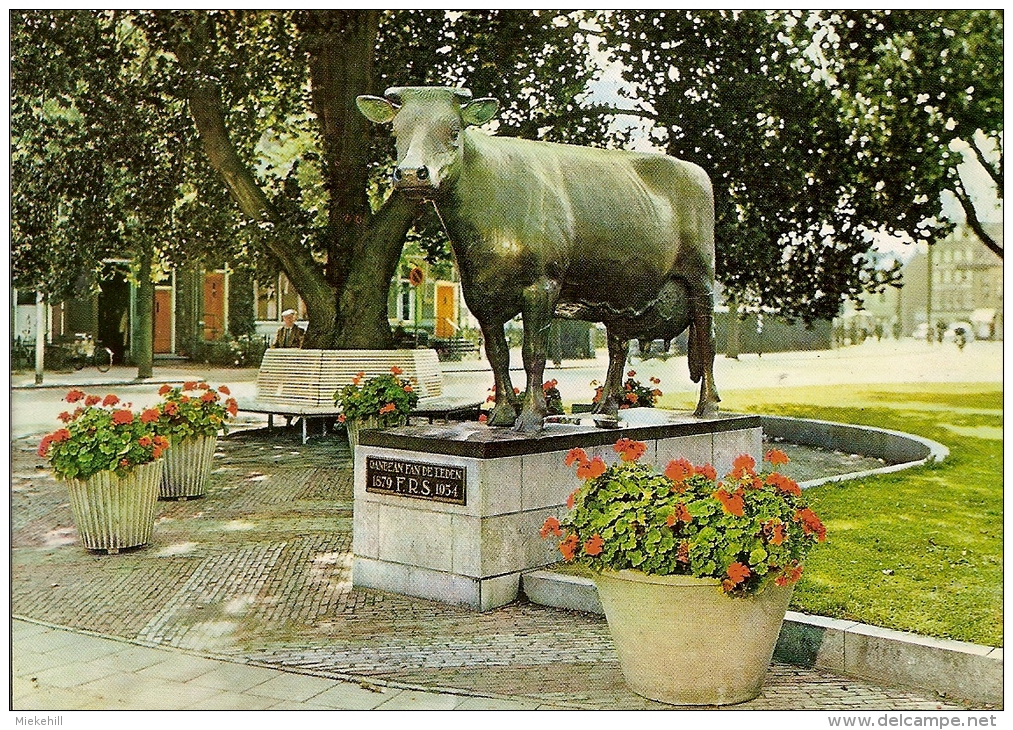 LEEUWARDEN MONUMENT FRIES RUNDVEE STAMBOEK + PHOTO - Leeuwarden