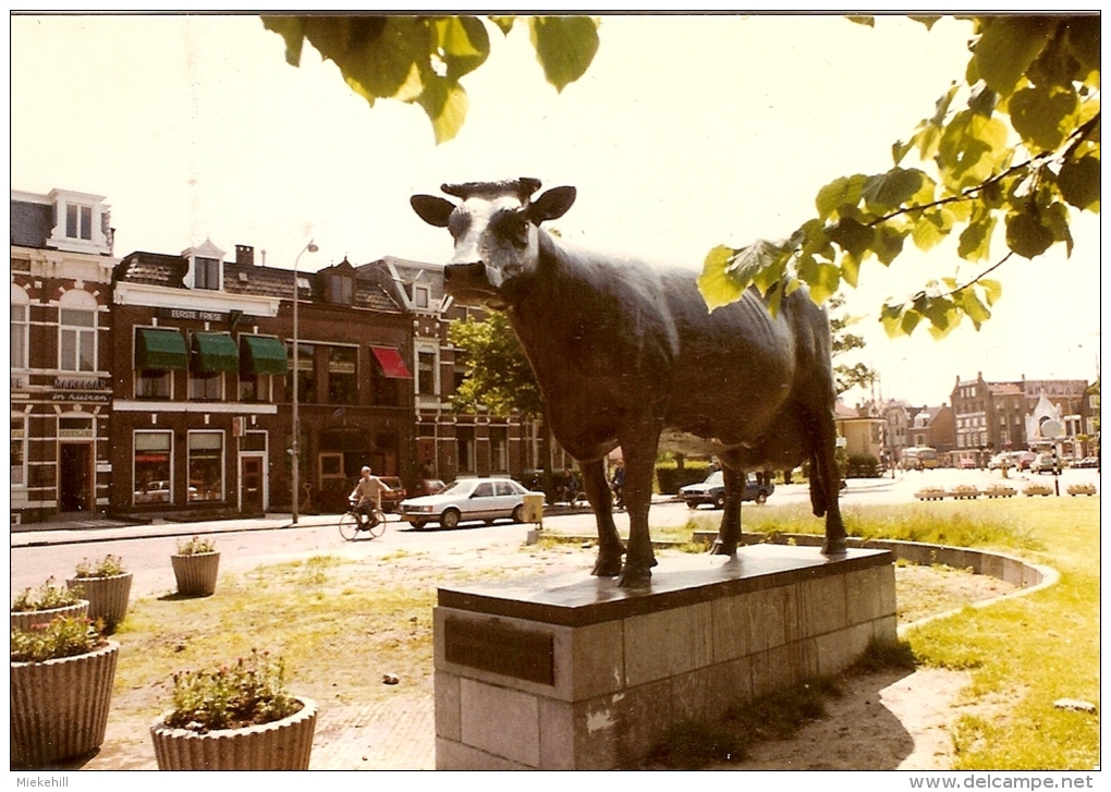 LEEUWARDEN MONUMENT FRIES RUNDVEE STAMBOEK + PHOTO - Leeuwarden