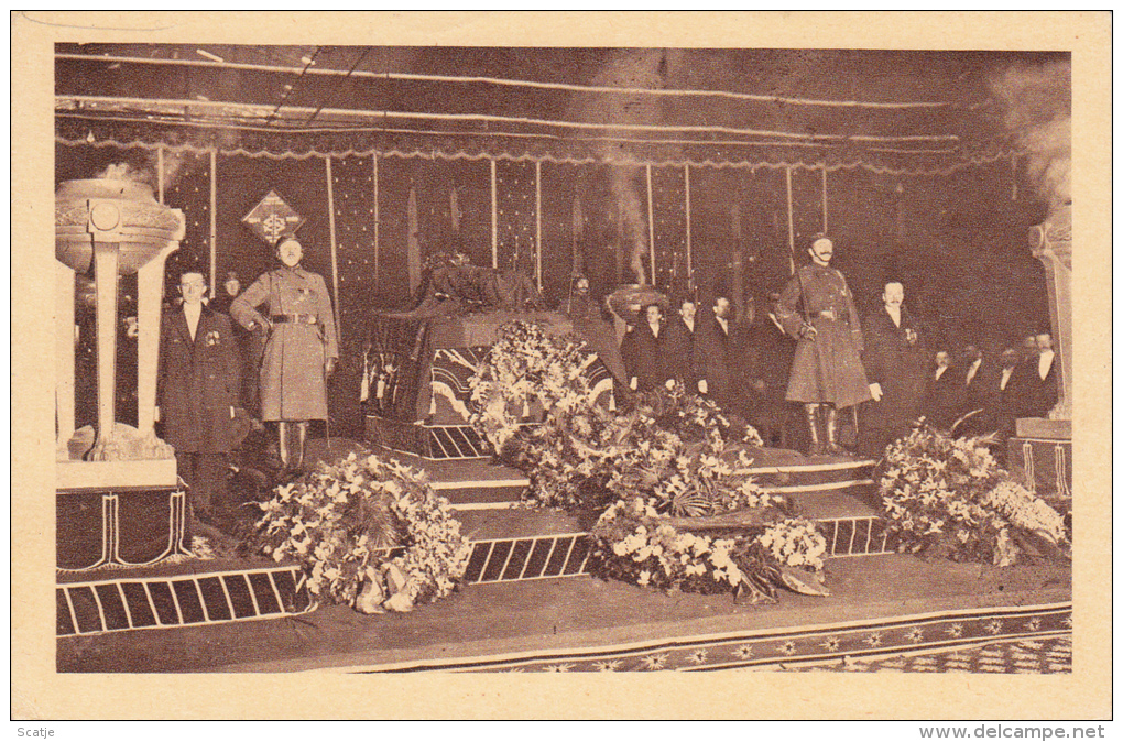 Brussel.  -  Herdenking "De Onbekende Soldaat" ;   Plechtigheid Van Den 11 November 1922 - Funerali