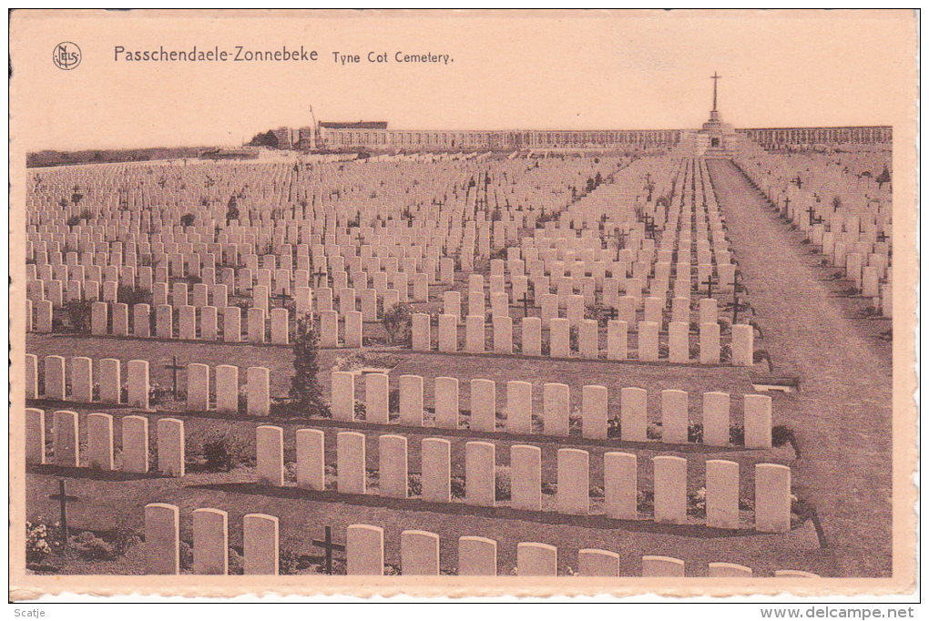 Passchendaele-Zonnebeke.  Type Cot Cemetery. - Zonnebeke