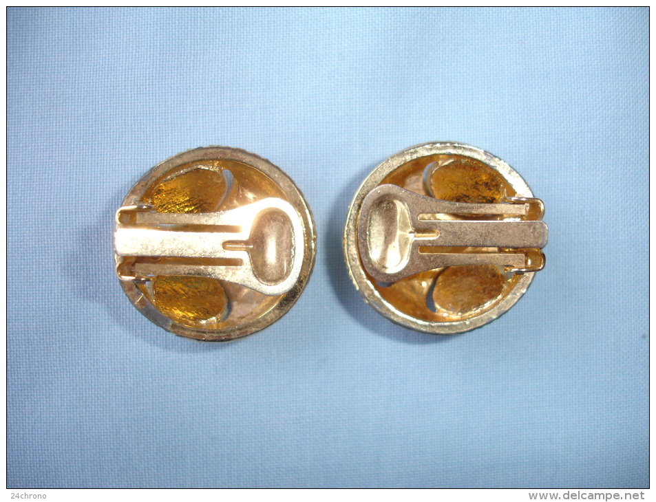 Paire De Boucles D´ Oreilles Vers 1970 - 1980 (13-2357) - Oorringen