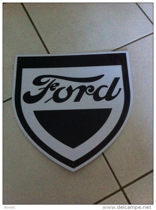 Superbe Plaque Publicitaire. Objet De Collection  FORD - Plaques En Tôle (après 1960)