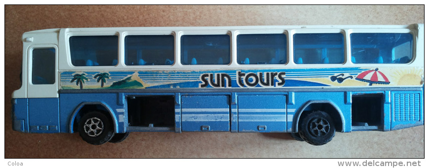 Autobus Mercedes Sun Tour MAJORETTE 1/55 - Vrachtwagens, Bus En Werken