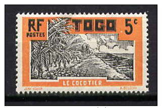 TOGO - N° 127* - LE COCOTIER - Neufs