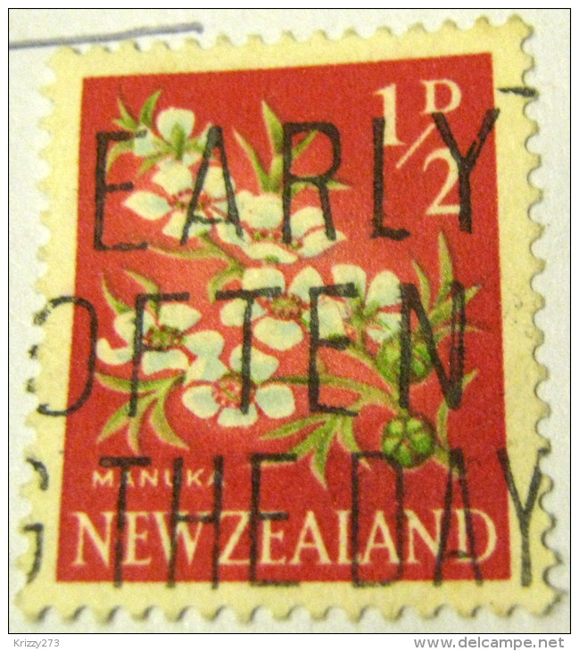 New Zealand 1960 Flower Manuka 0.5d - Used - Oblitérés