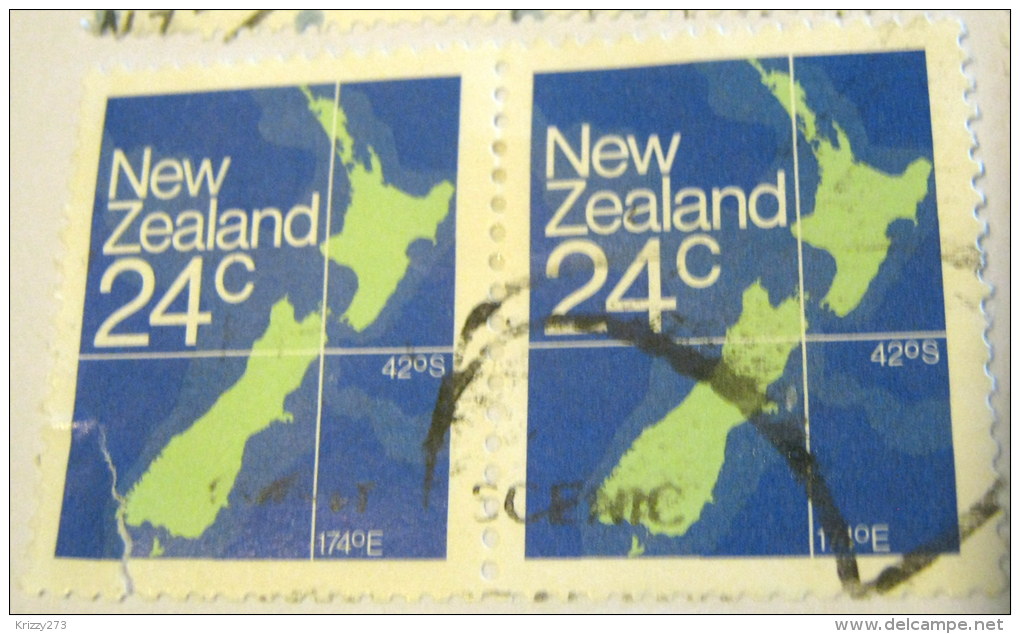 New Zealand 1982 Map 24c X2 - Used - Used Stamps