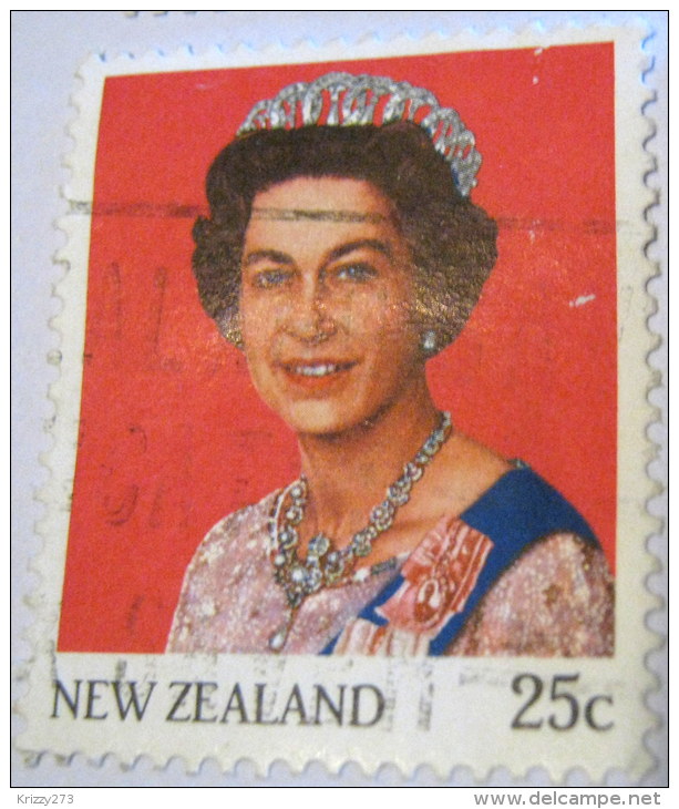 New Zealand 1985 Queen Elizabeth II 25c - Used - Used Stamps