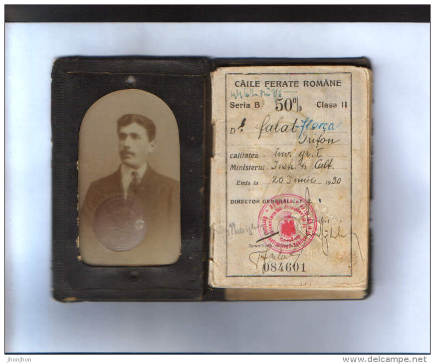 Romania-Identification Card For Travel CFR Years 1930-1934, Bukovina-Cernautzi-7/scan S - Europe