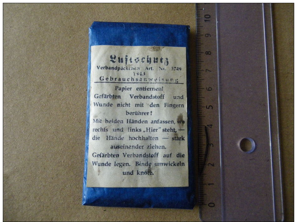 Compresse Allemande Luftschutz Datée 1943 (bleue) - Equipement