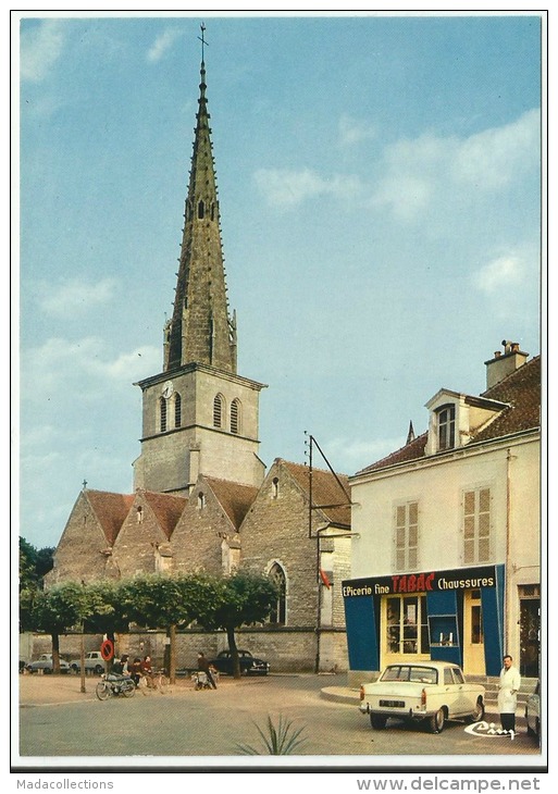 Meursault  (21)  404 Peugeot Devant Le Tabac - Meursault