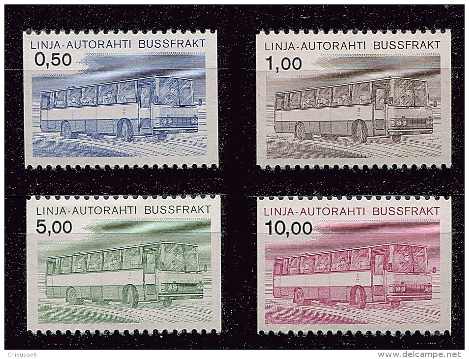 Lot 332 - B 17 - Finlande **  N° 14 à 17 - Tbres Pour Colis Par Autobus - Autobus "Sisu" - Postbuspakete