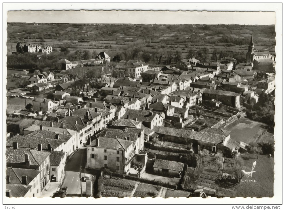 BIDACHE. - Vue Générale.  CPM Dentelée - Bidache