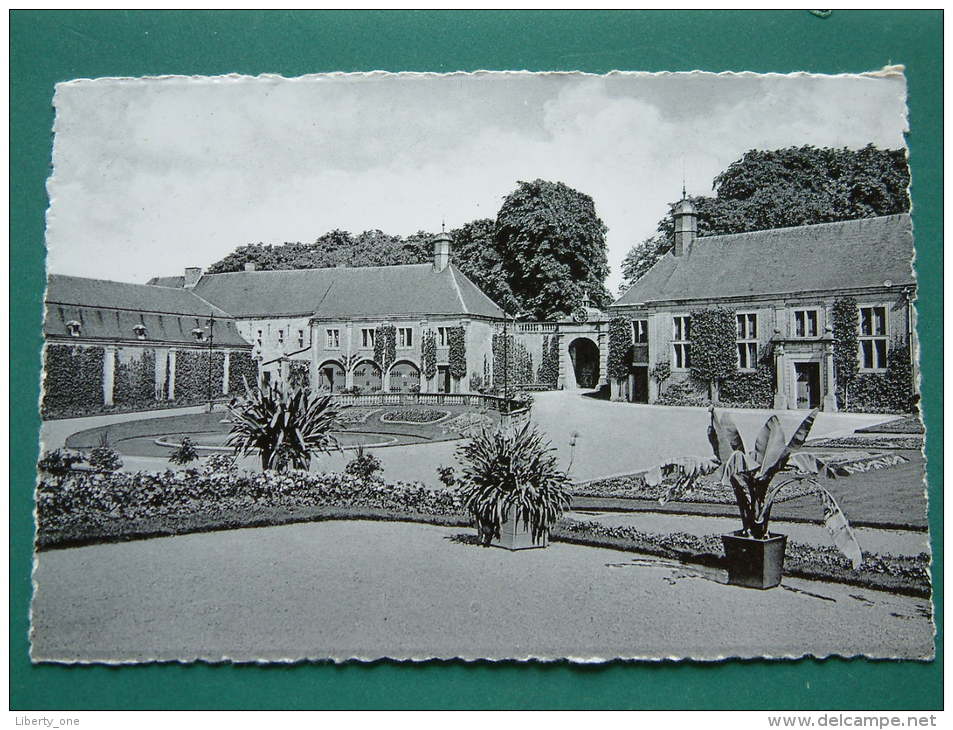 Château De MODAVE Cour D'Honneur Anno 19?? ( Zie Foto Details ) !! - Modave