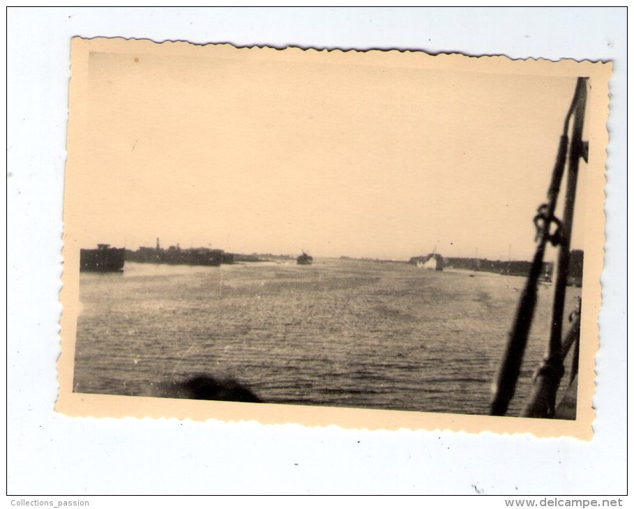 Photographie , 7 X 10.5 Cm , EGYPTE , Le CANAL DE SUEZ ,  1951 - Lieux