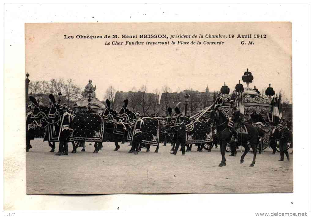 Funerailles Obseques President De La Chambre Henri Brisson En 1912 Chevaux Caparaçonnés Et Char Funebre Place Concorde - Funérailles