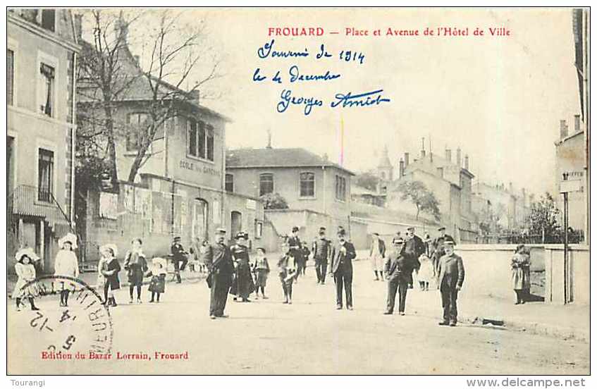 Août13 656 : Frouard  -  Place Et Avenue De L'hôtel De Ville - Frouard