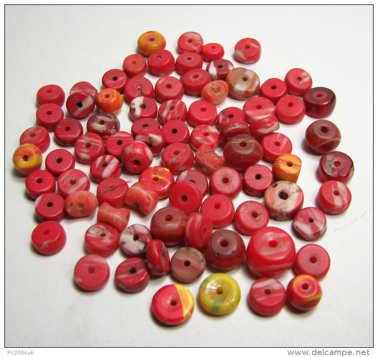 75 VINTAGE HAND MADE GLASS AFRICAN TRADE BEADS .... MA14 - Archaeology