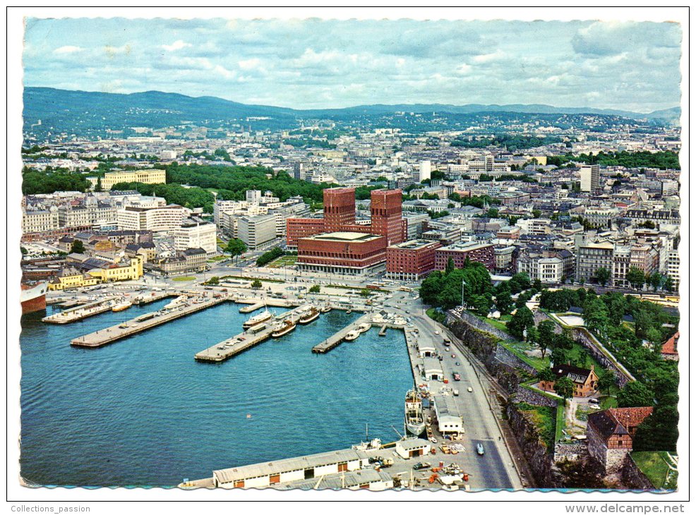 CP, NORVEGE, OSLO, Radhuset Og Havnen, Voyagé En 1972 - Norvège