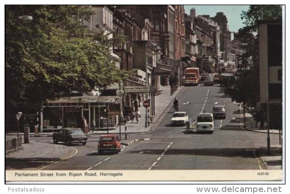 (UK173) HARROGATE . PARLIAMENT STREET FROM RIPON ROAD - Harrogate