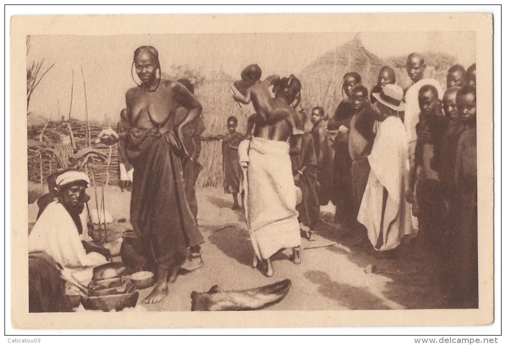 SANSAN-HAOUSSA (Niger) - Un Coin Du Marché - Femmes, Hommes, Enfants - Niger