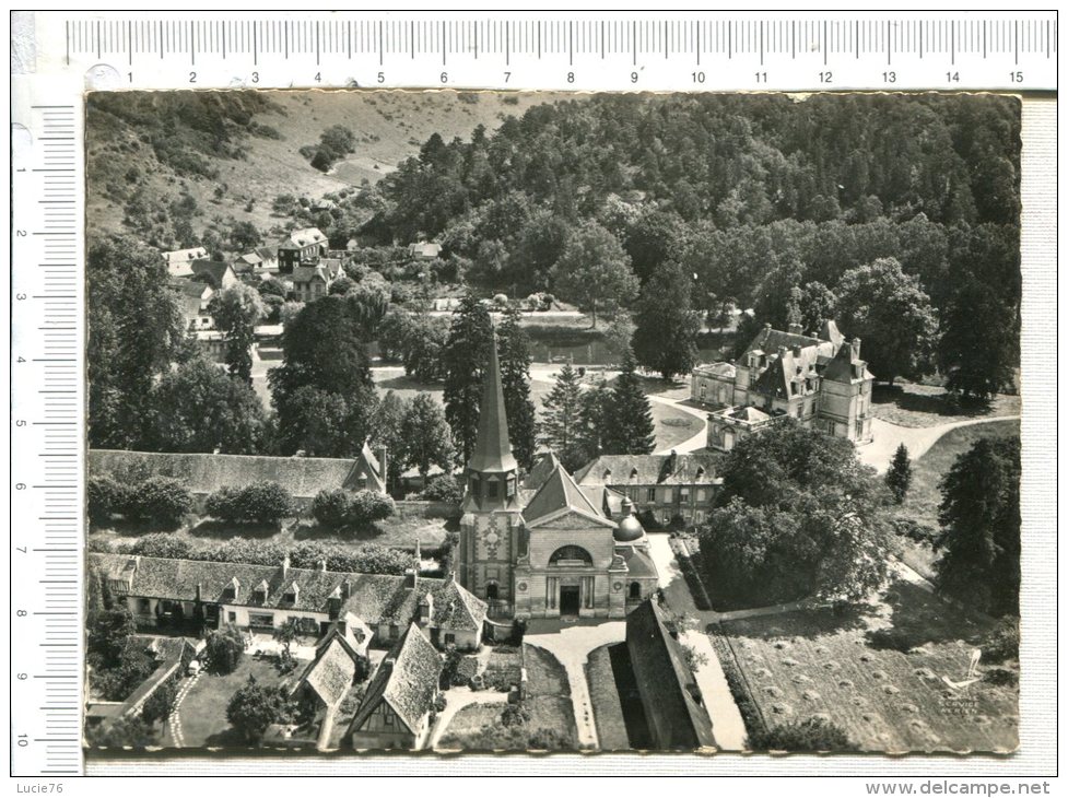 ACQUIGNY - L Eglise  -  En Avion Au Dessus De... - Acquigny