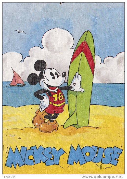 &curren;&curren;  WALT DISNEY  PRODUCTION   -   MICKEY  Avec Sa Planche à Voile  &curren;&curren; - Autres & Non Classés