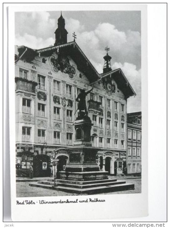 Bad Toelz / Winneredenkmal Und Rathaus - Bad Toelz