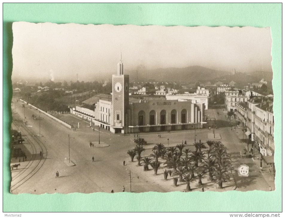 BONE - Le Square Et La Gare - Constantine