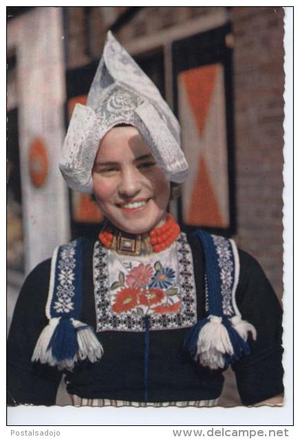 (NE274) VOLENDAM . AALTJE VAN VOLENDAM . FEMME - Volendam