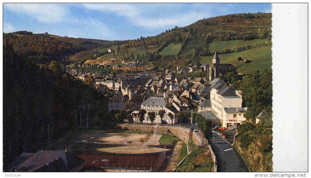 CHAUDES-AIGUES - CANTAL  (15) - PEU COURANTE CPSM. - Autres & Non Classés