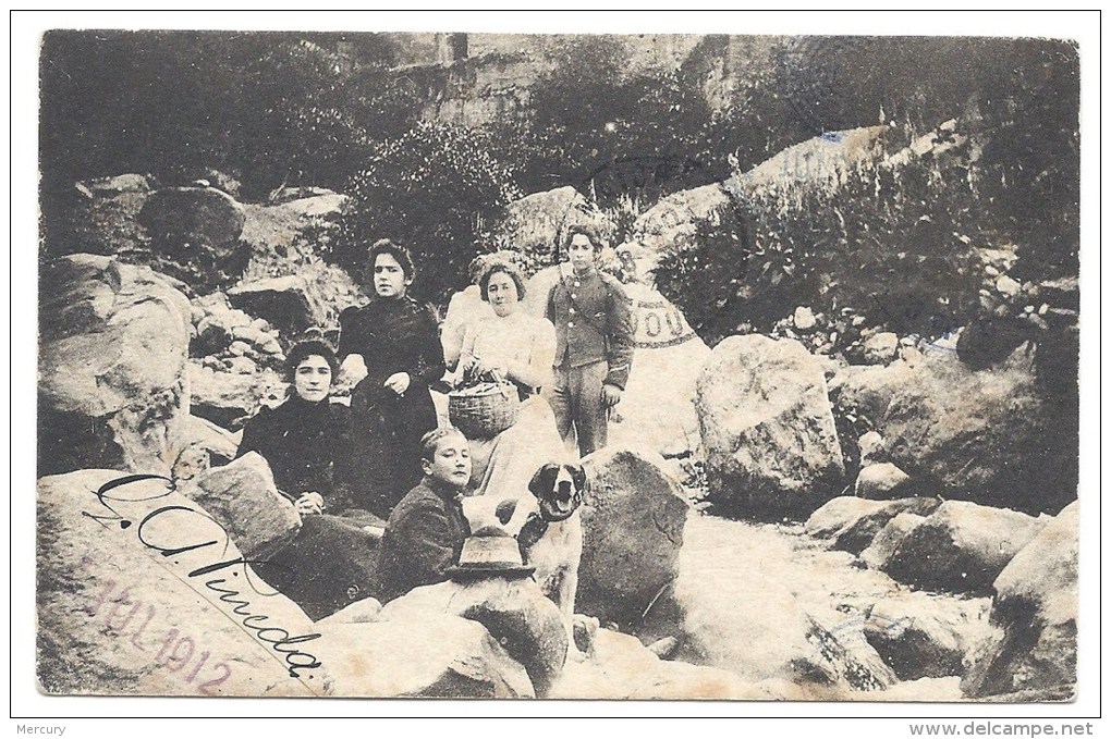 Famille Dans Un Chaos De Rochers En 1912 - 2 Scans - Kolumbien