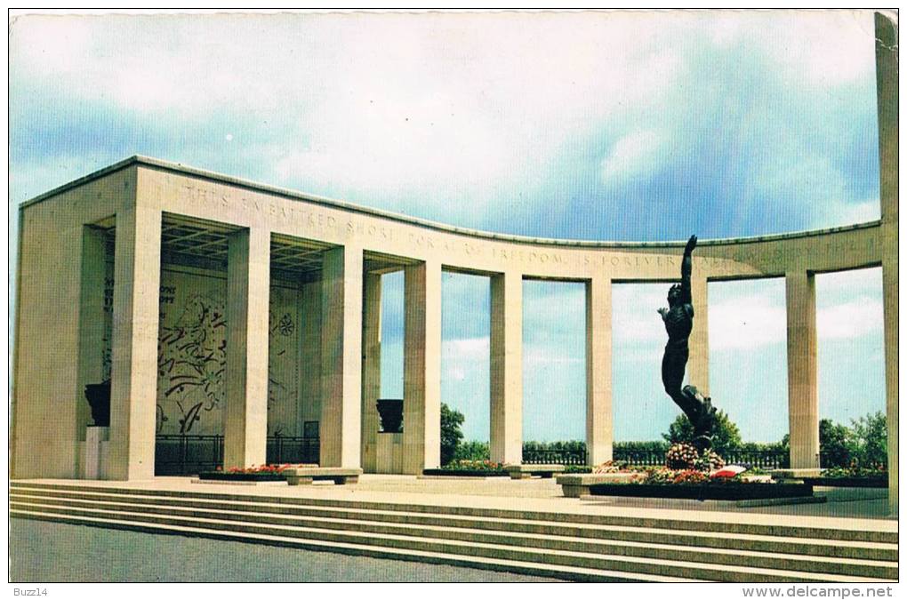 Cpm Cimetière Et Mémorial Américains De Normandie - Kriegerdenkmal