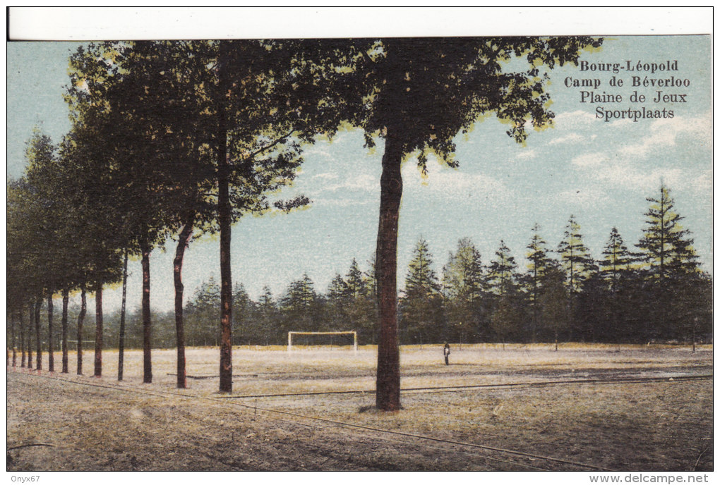 BOURG-LEOPOLD-CAMP DE BEVERLOO (Belgique) - STADE-STADIO-STADIUM - VOIR 2 SCANS - - Leopoldsburg (Camp De Beverloo)