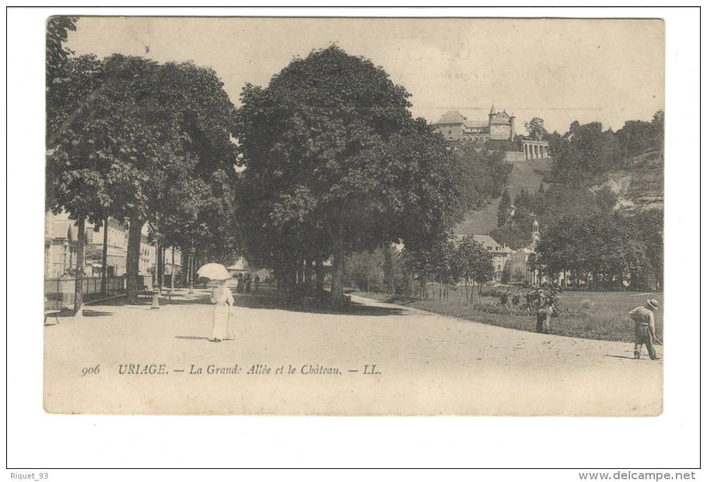 906 - URIAGE - La Grande Allée Et Le Château - Uriage