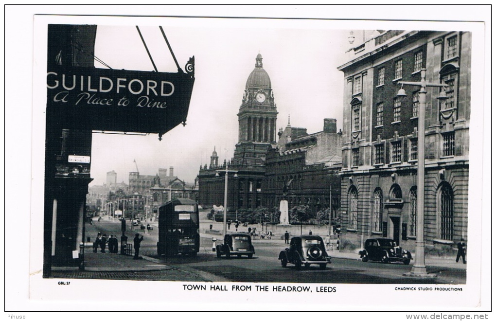 UK1798   LEEDS : Town Hall From The Headrow - Leeds