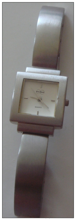 Montre Femme Quartz "Body Bloom" - Montres Bijoux