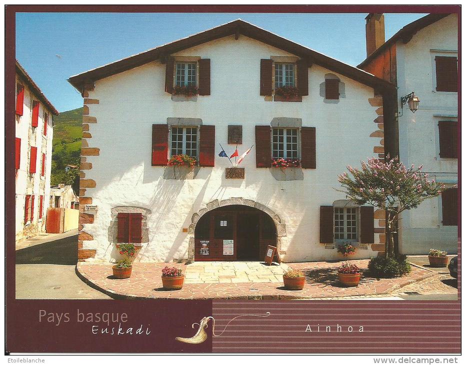 2 Cartes Pays Basque AINHOA (64 Pyrénées Atlantiques) La Mairie / Maisons, Beau Village De France / Photo Giraud - Ainhoa