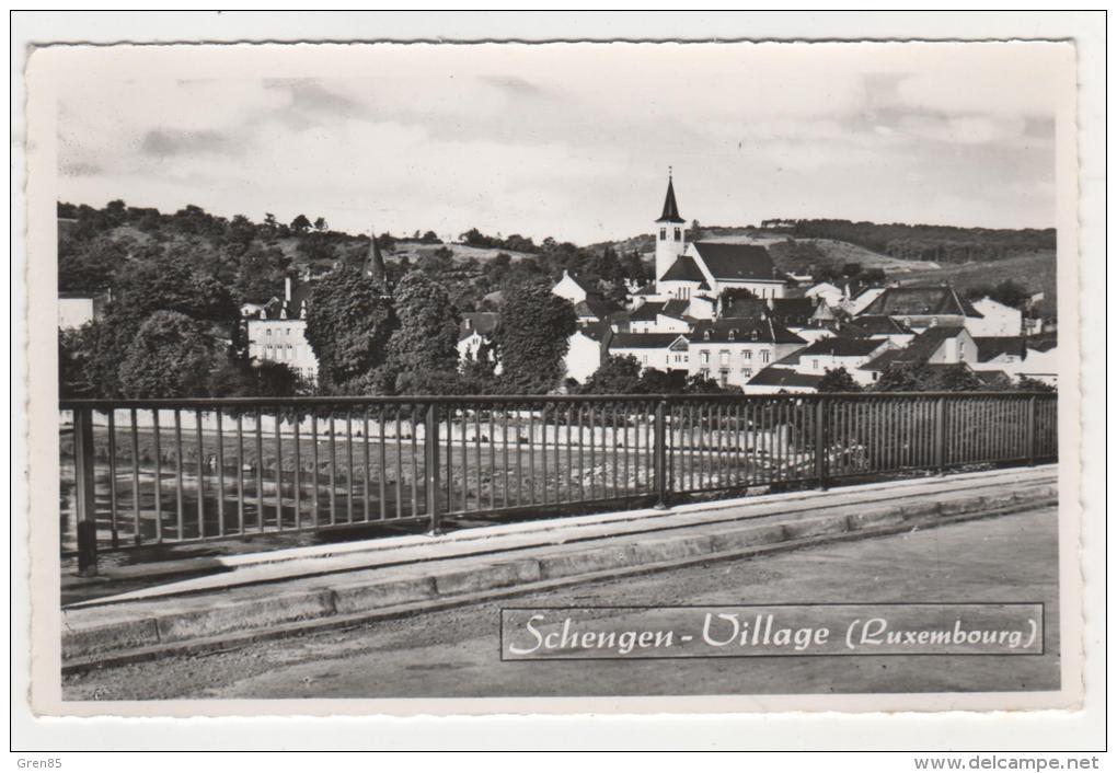 CPSM SCHENGEN - VILLAGE, Format 9 Cm Sur 14 Cm Environ, CANTON DE REMICH, LUXEMBOURG - Remich