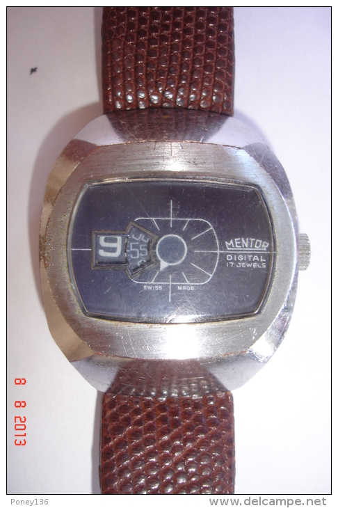 Montre Mentor Homme  Digital ,bracelet Cuir ,cadran Numérique ,17 Jewels Trotteuse Au Centre . Années 1970 - Montres Anciennes