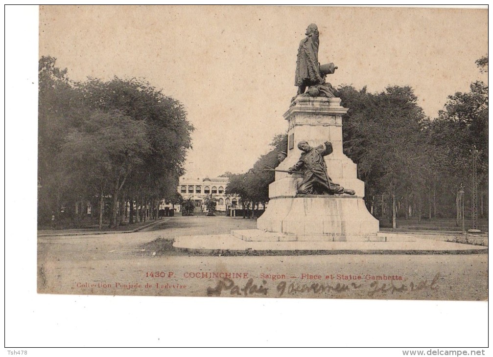 ASIE---COCHINCHINE----SAIGON----place Et Statue Gambetta--voir 2 SCANS - Viêt-Nam