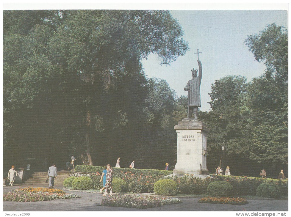 ZS46099 The Entrance To The Pushkin Park   2 Scans - Moldavia