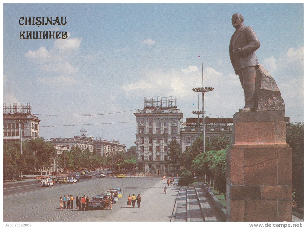 ZS46042 Monumentul Lui V I Lenin Piata Victoriei   Chisinau   2 Scans - Moldova